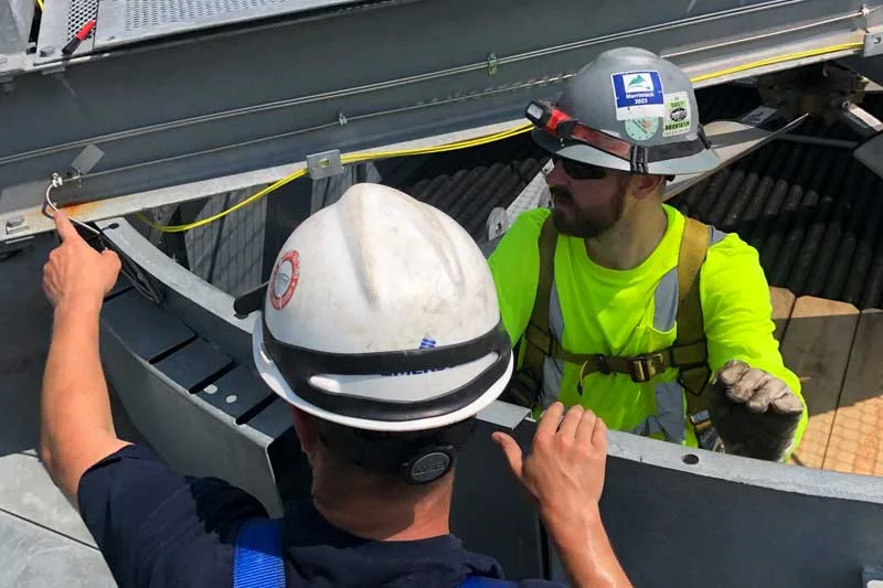confined space rescue attendant