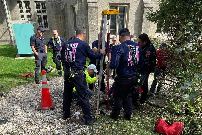 confined space training and rescue team